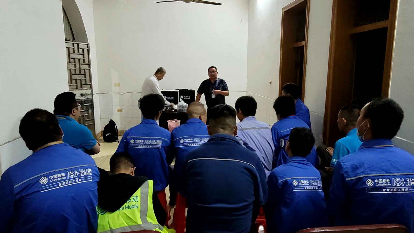沈阳谢刚供应链管理有限公司为中移铁通有限公司安全用电培训